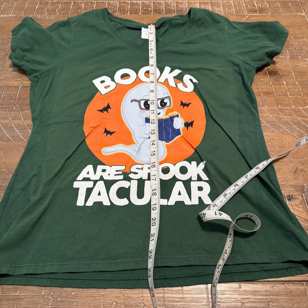 Port & Company Books Are Spooktacular Halloween T-Shirt Womens Large Green Tee - Picture 8 of 9